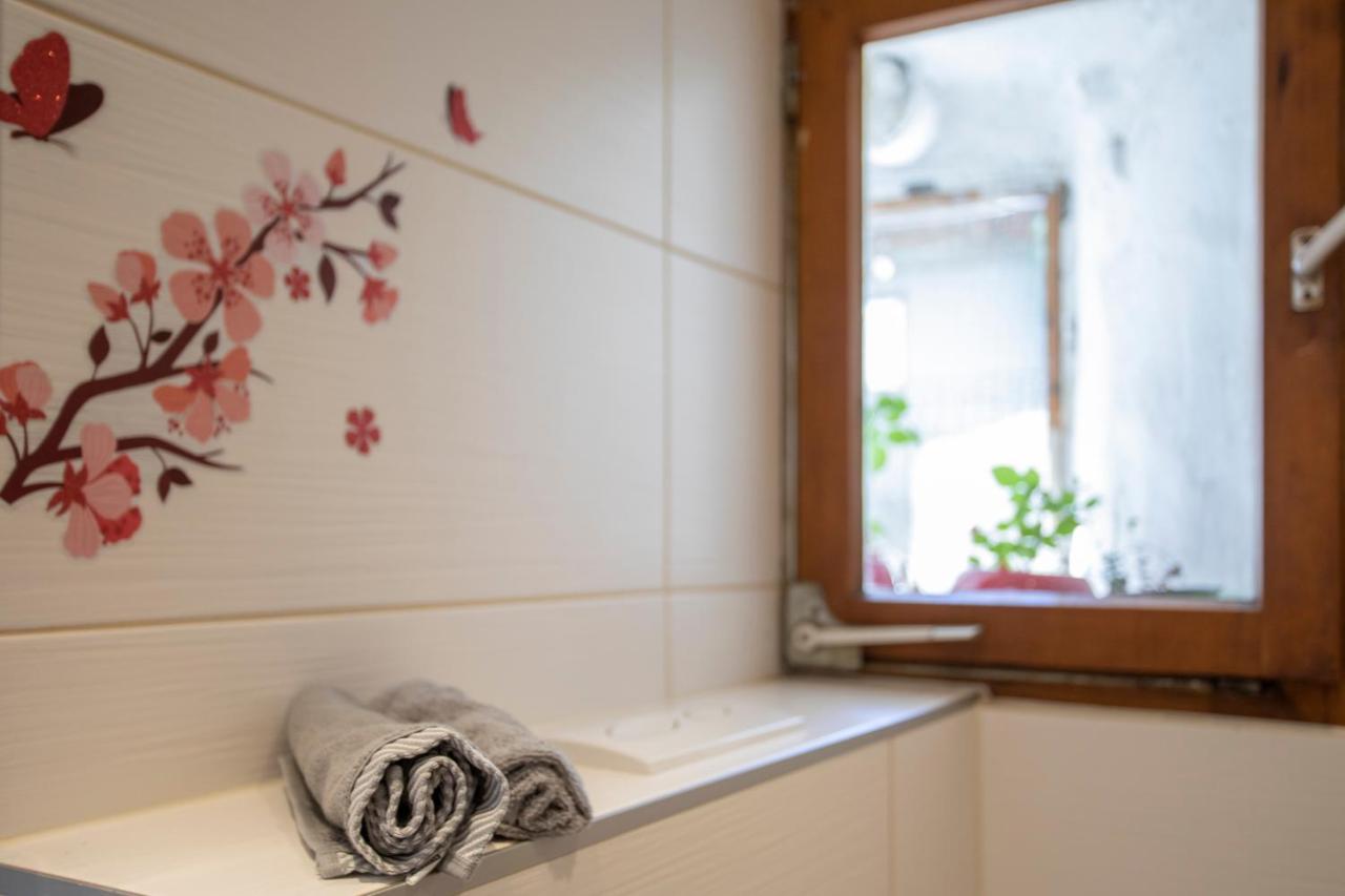 Traditional Old Town Apartment ハル・イン・チロル エクステリア 写真